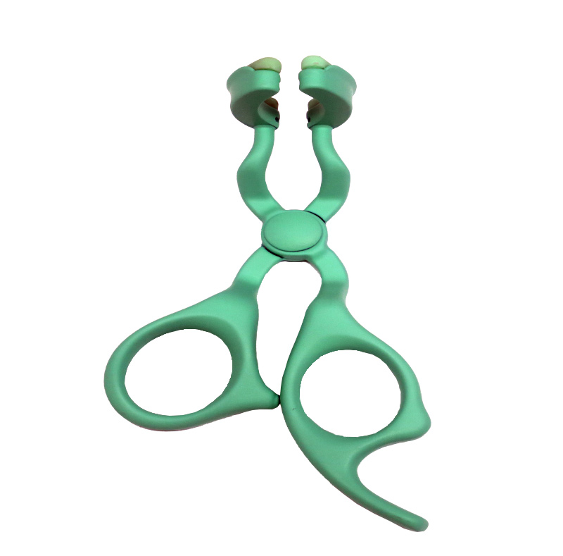 カラーコンタクトレンズ補助剤