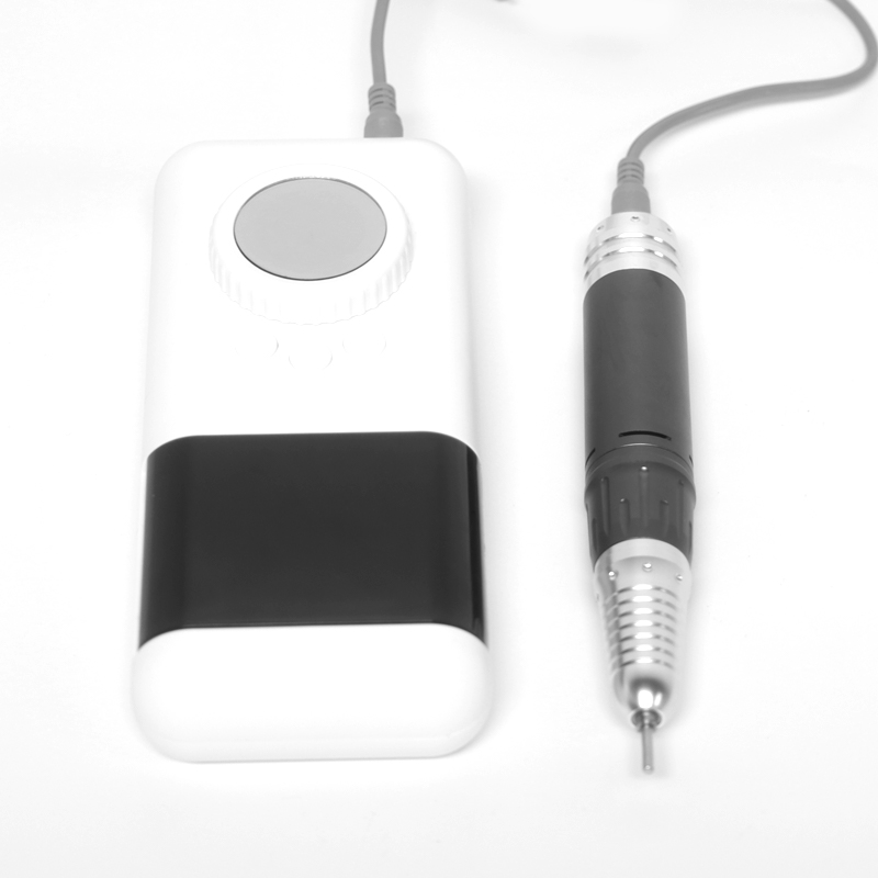 白いポータブル電動ネイルドリル